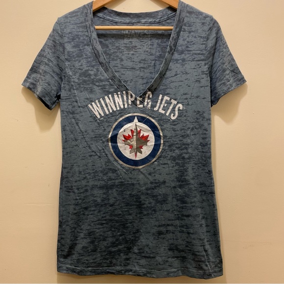 Winnipeg Jets Woman’s V-Neck - Picture 3 of 5